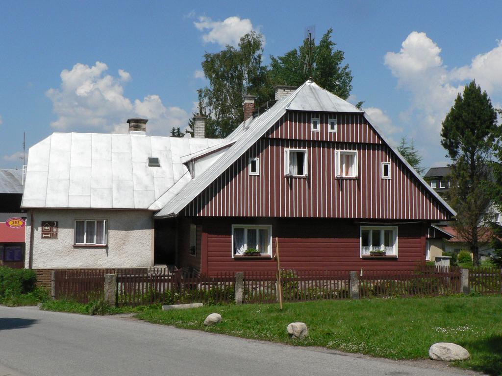 Penzion Pod Mustky Hotel Harrachov Exterior foto