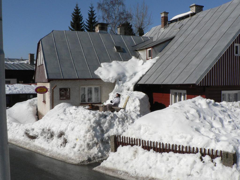 Penzion Pod Mustky Hotel Harrachov Exterior foto